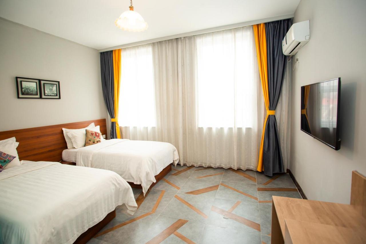 Ou Lu Business Hotel Qingdao Exterior photo